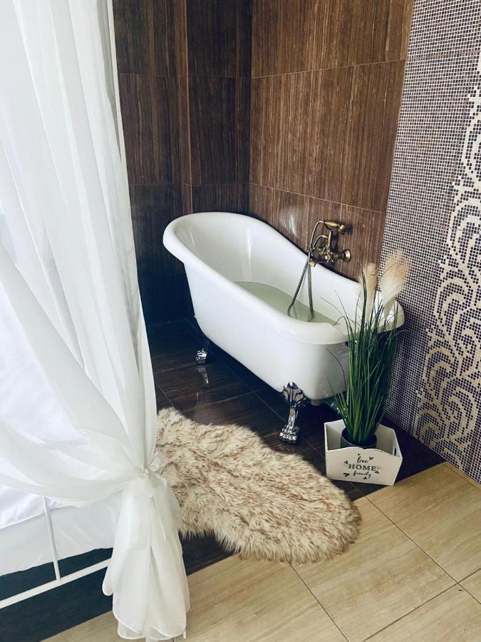Casa Domeniile Vinului Hotel Аюд Екстериор снимка